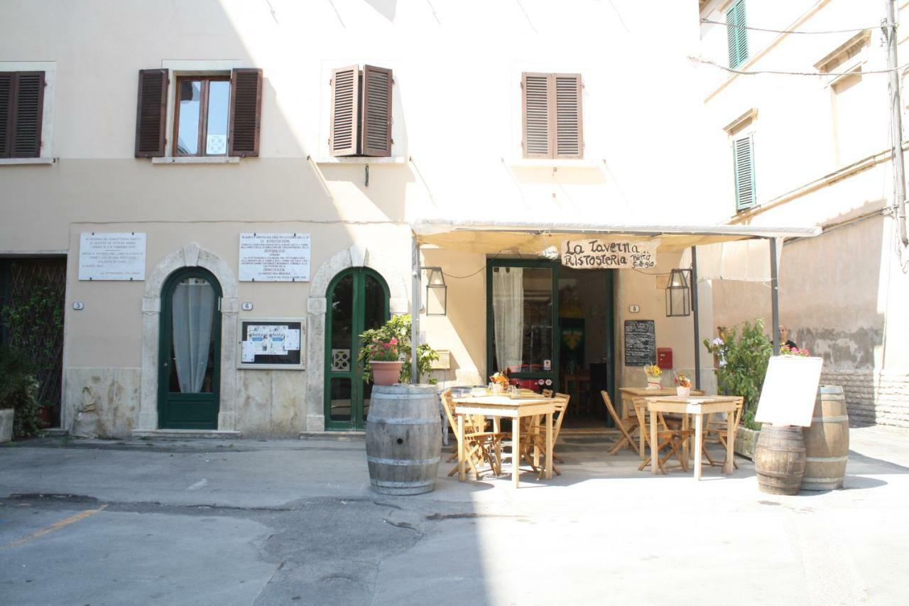 Easy Room Colle Val D'Elsa Exterior foto